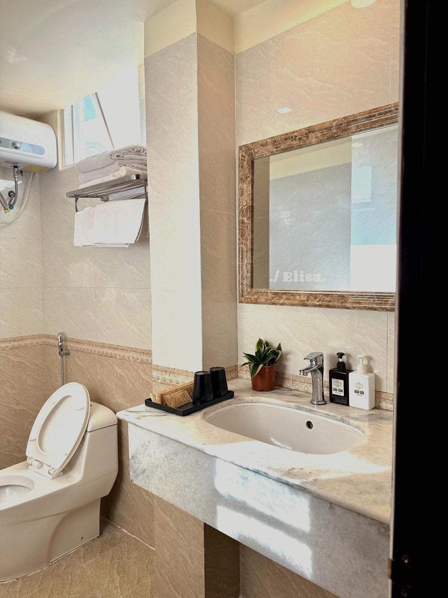Elisa Hotel Pleiku Zewnętrze zdjęcie